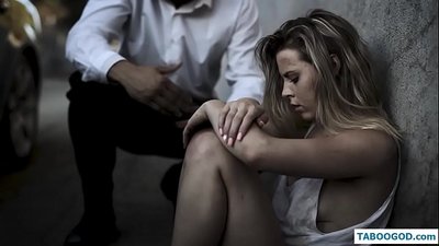 Kinky fabulas: profugo teenage puella